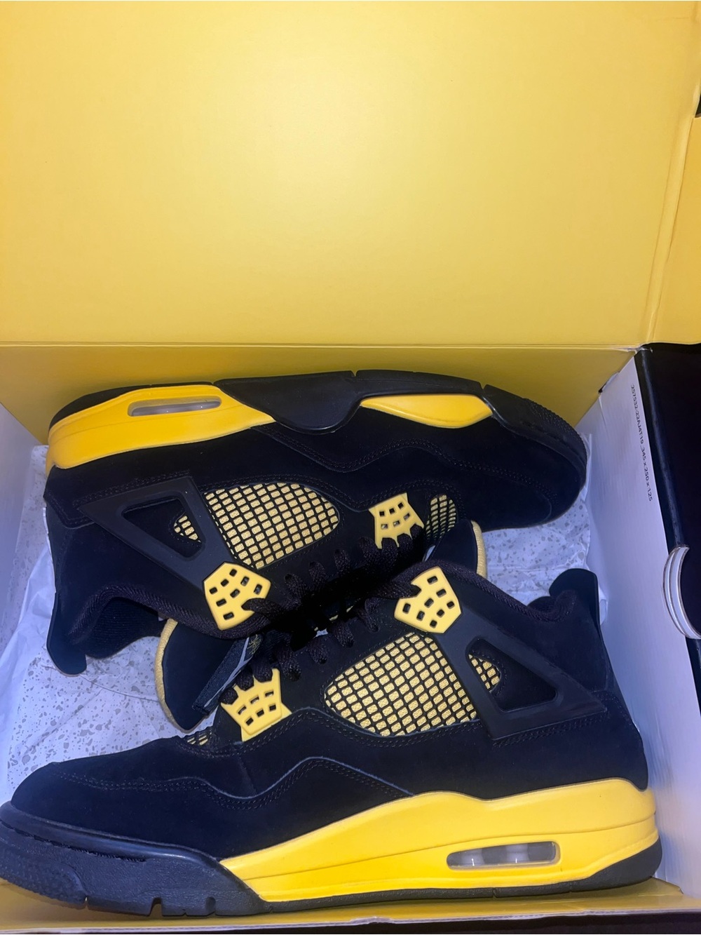 Jordan 4 Retro “Yellow Thunder” men’s size 11